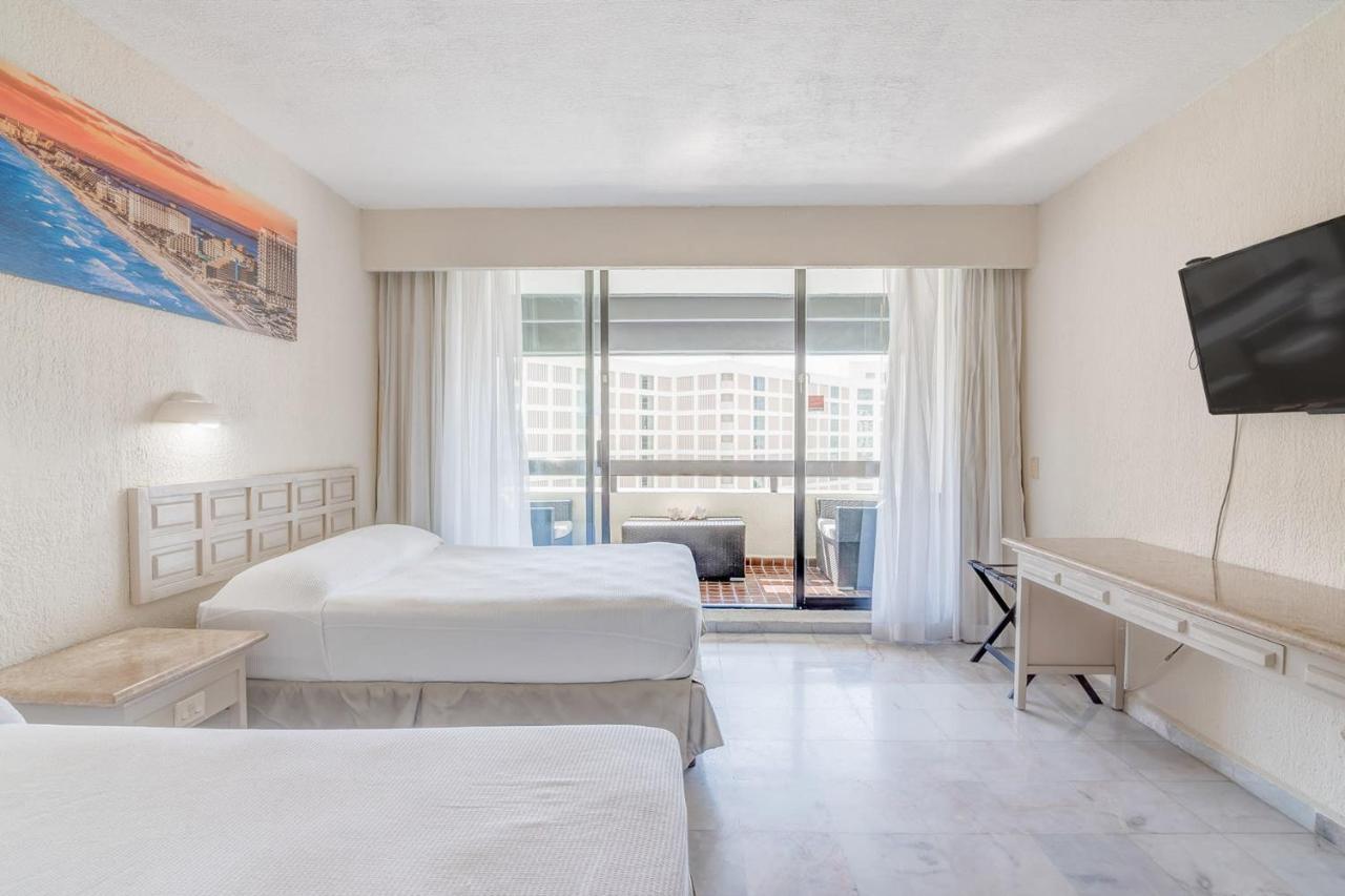 Condos In Prime Cancun Location Plus 3 Pools Extérieur photo