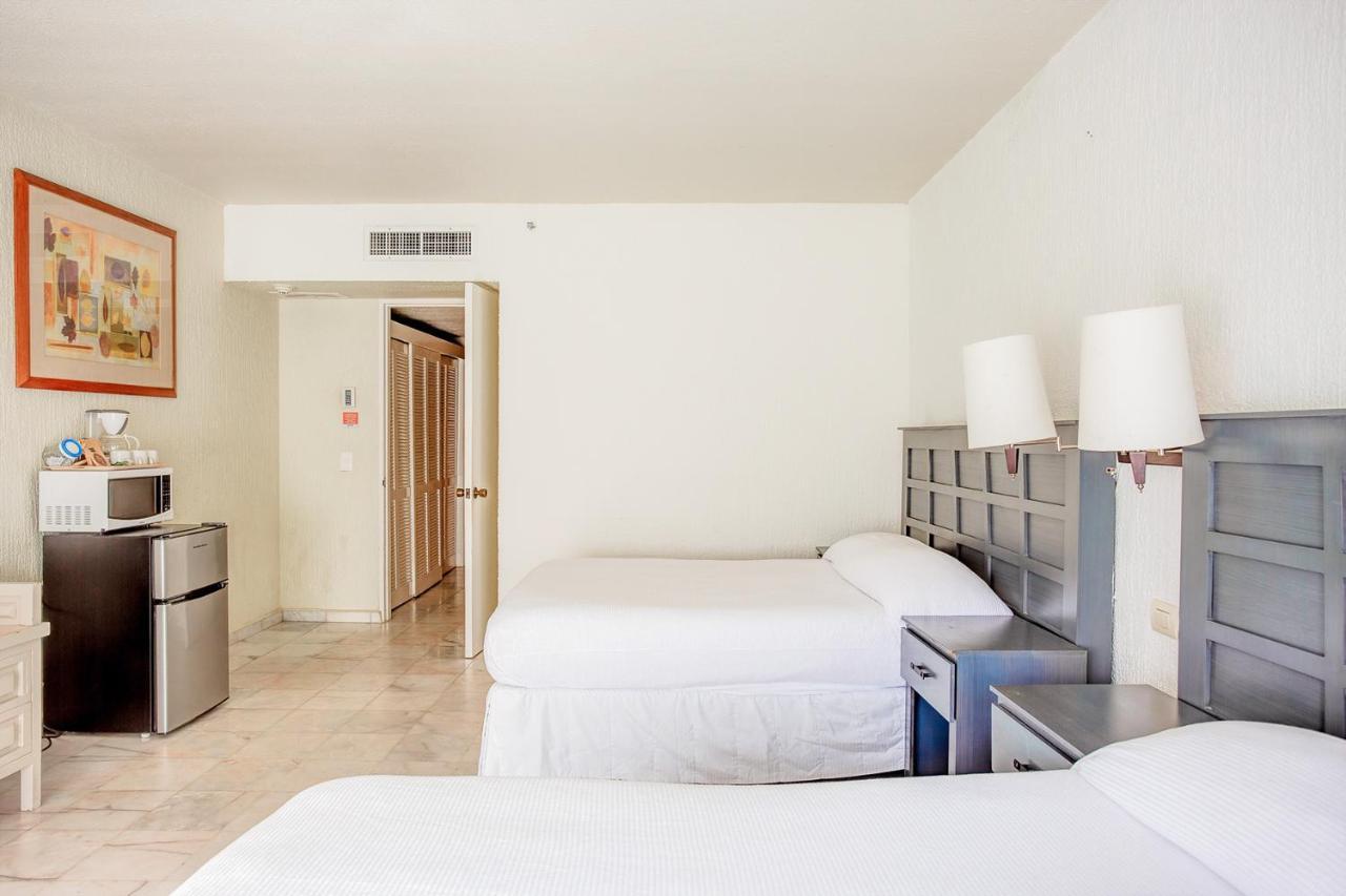 Condos In Prime Cancun Location Plus 3 Pools Extérieur photo